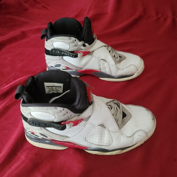 Size 9.5 - Jordan 8 Retro White 2013Pre-owned  signs of wear - Picture 4 of 8